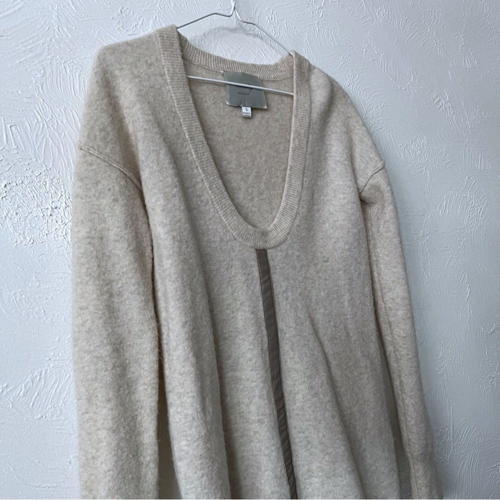 Woolly Minded Low Scoop Neck In Oatmeal Wool Sweater SZ S - Picture 3 of 8